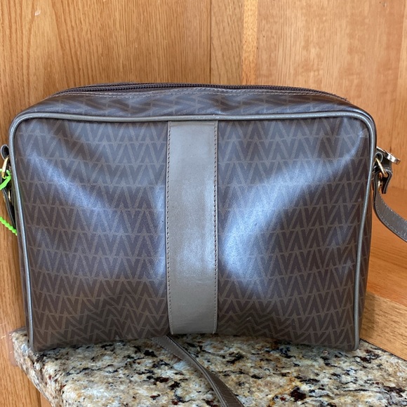 Authentic Vintage Valentino Crossbody - Picture 2 of 7